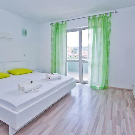 Appartement Ricky *